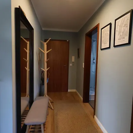 2-zimmer Bahnhofsnaehe - Self-check-in - Kinderfreundlich - Balkon - Kaffeeautomat * 버든